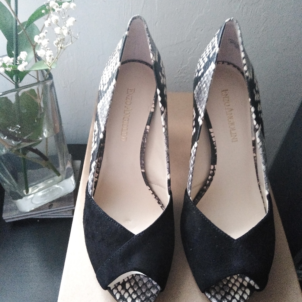 Enzo Angiolini Leather Peep Toe Heels
